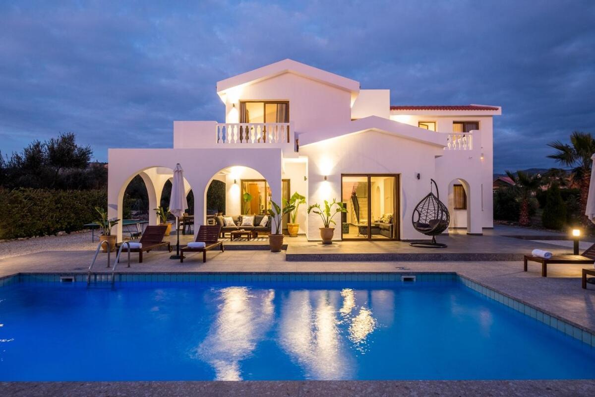 Cocoon Luxury Villa In Coral Bay-3 Min To Beach Péja Eksteriør bilde
